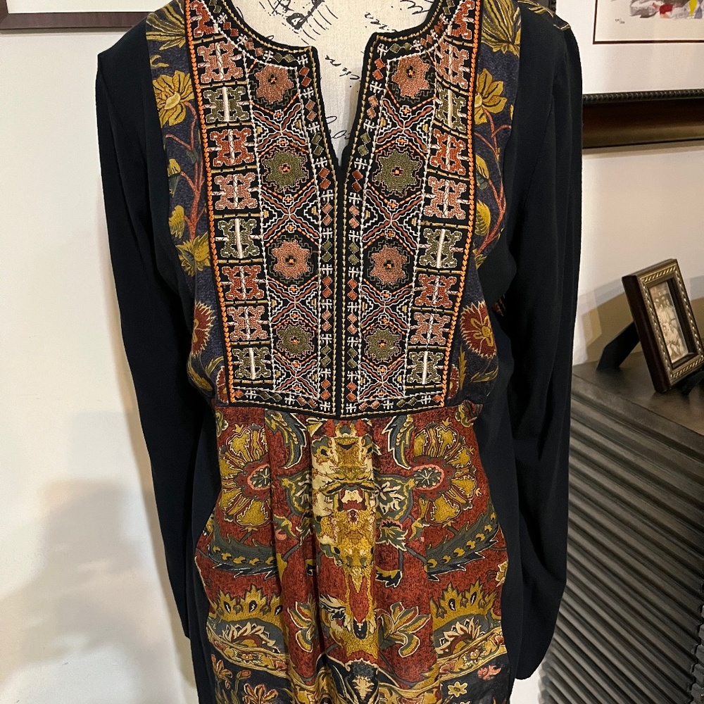 L Soft Surroundings  Dark Navy , Multi color Embroidered Top.